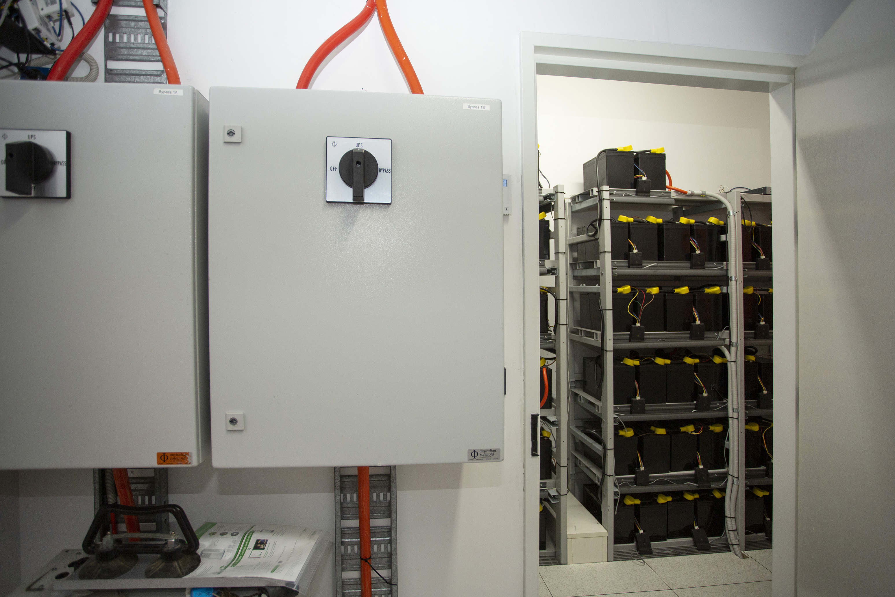 Caznet data centre facility — cable management